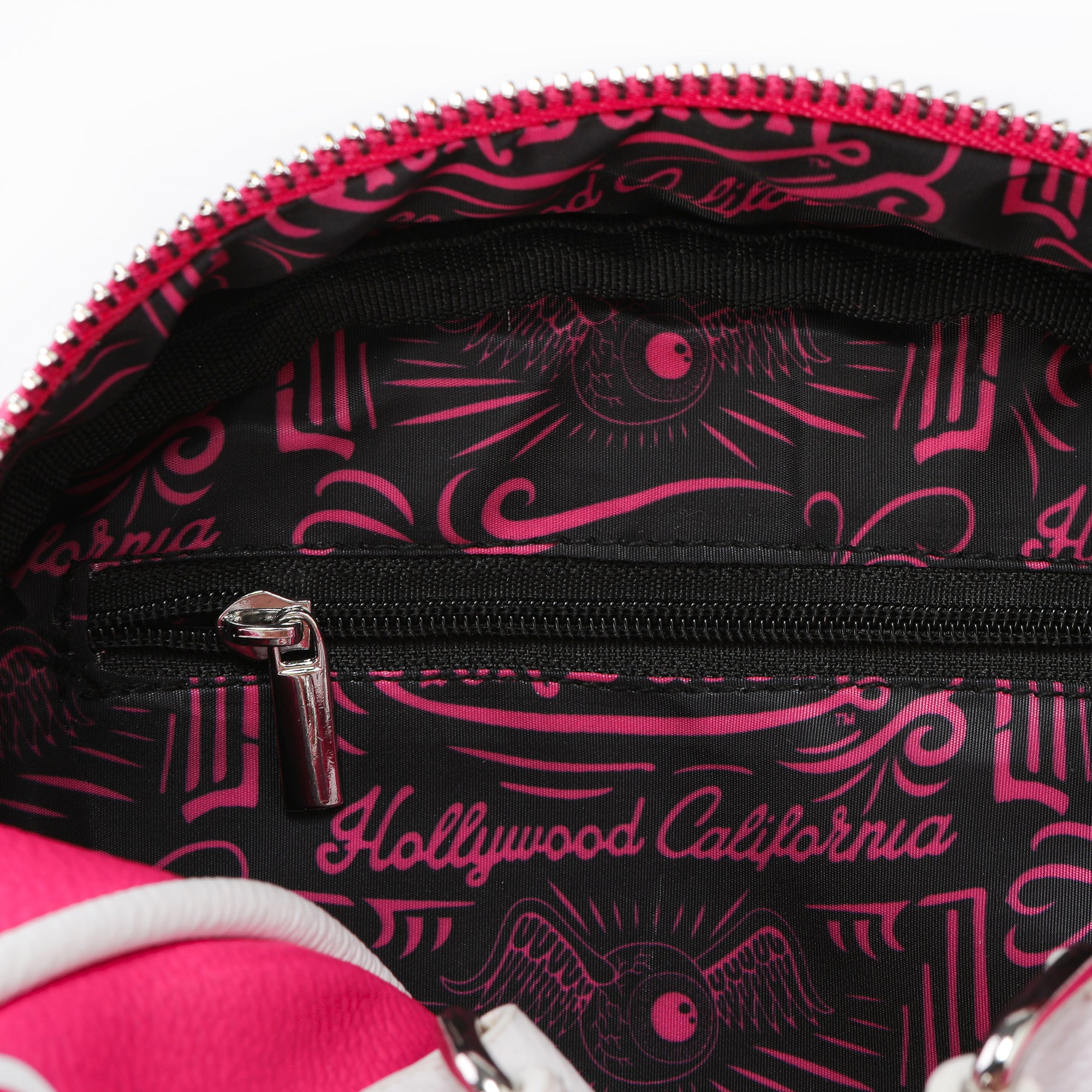 Von Dutch Classic 51 Pink Bowling Bag - Image 6