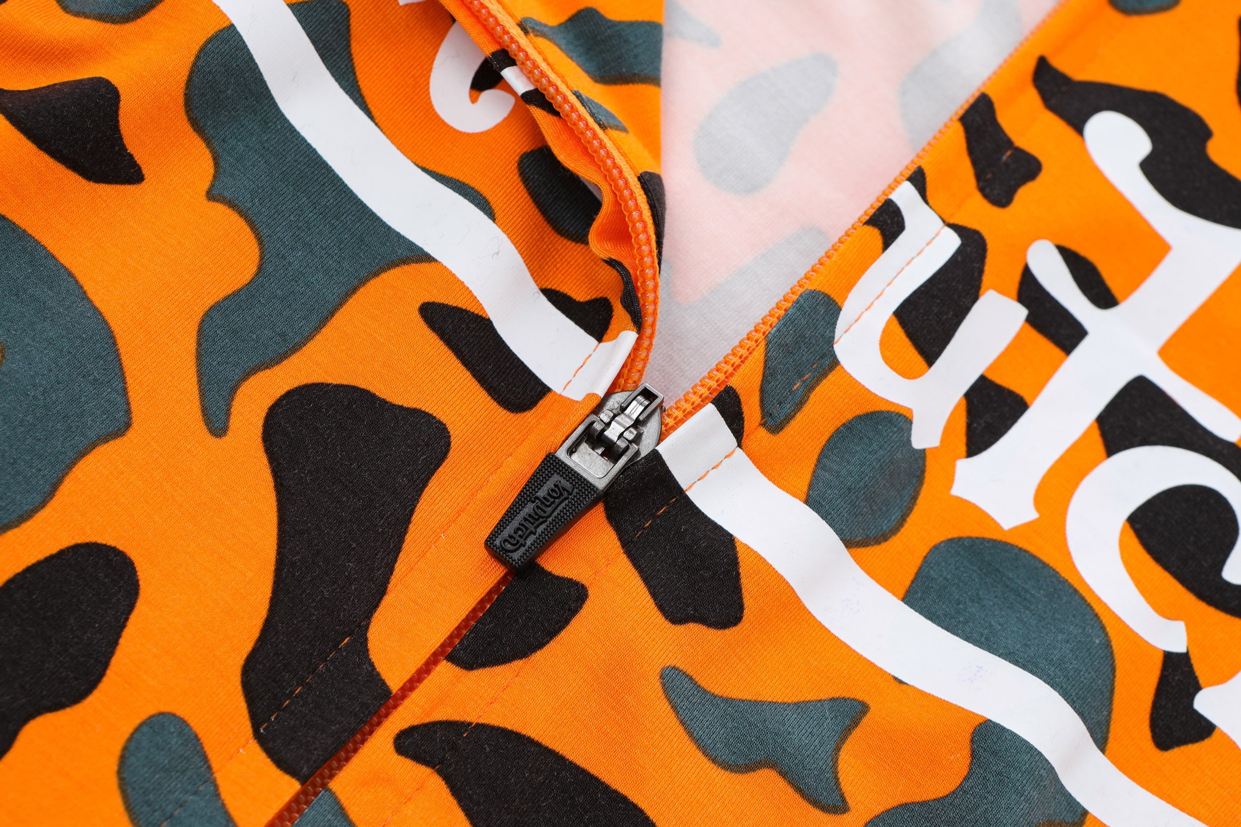 YOGA TOP - ORANGE CAMO - Image 5