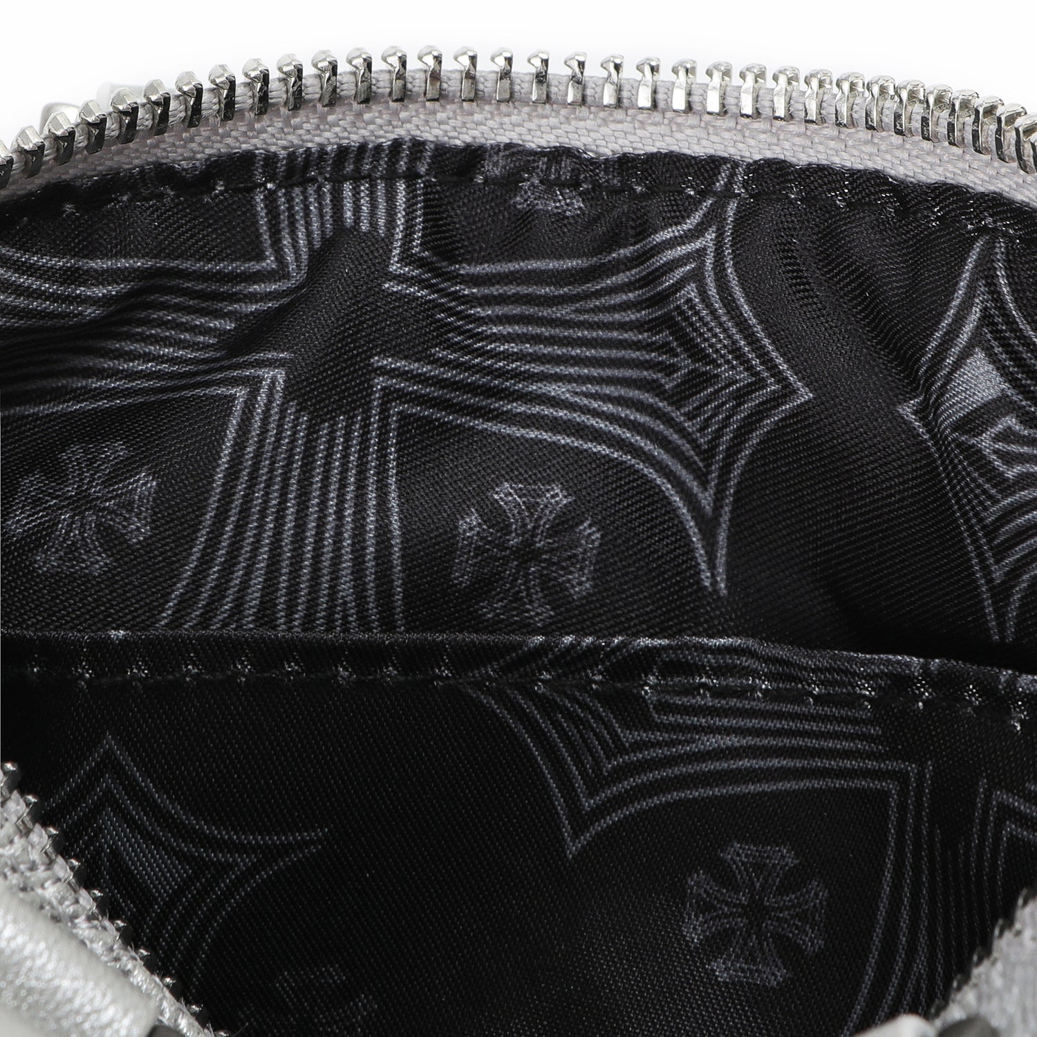 Von Dutch Embroidered Chopper Hanna Bag - Silver - Image 5