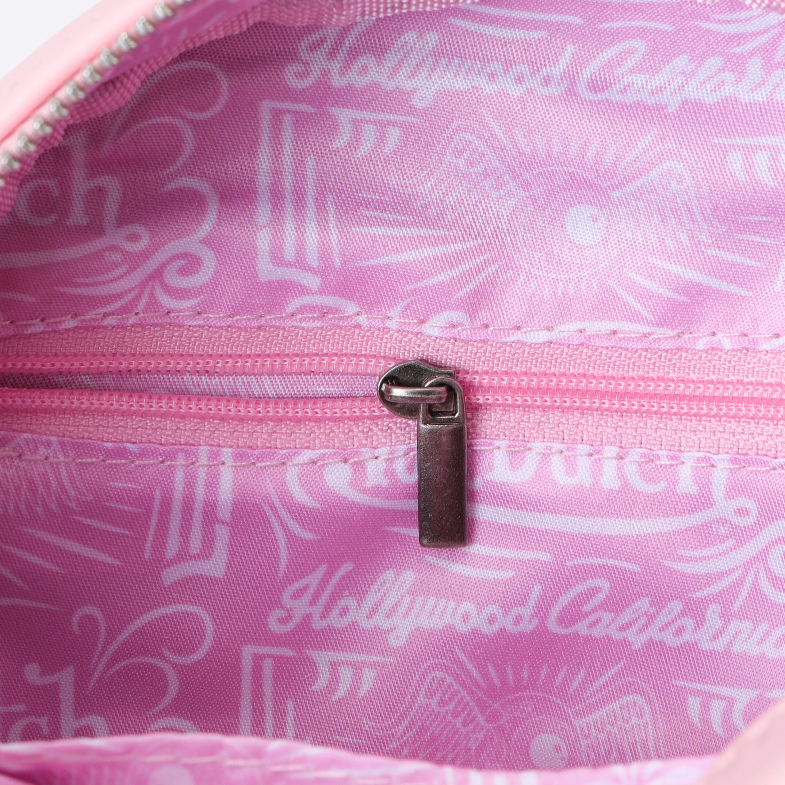 Von Dutch Pink Cheetah Bowling Bag - Image 5