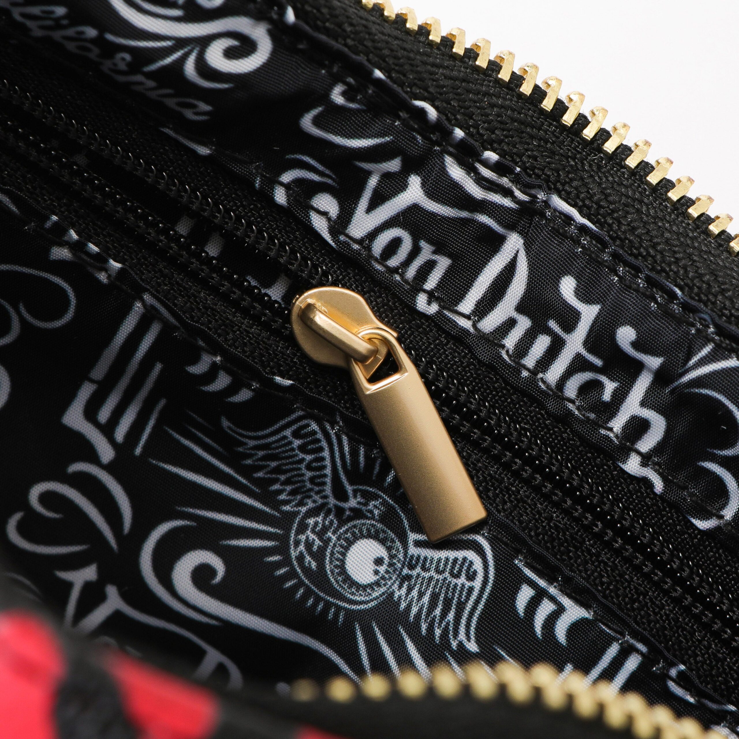 Von Dutch Red Cheetah Shoulder Bag - Image 7