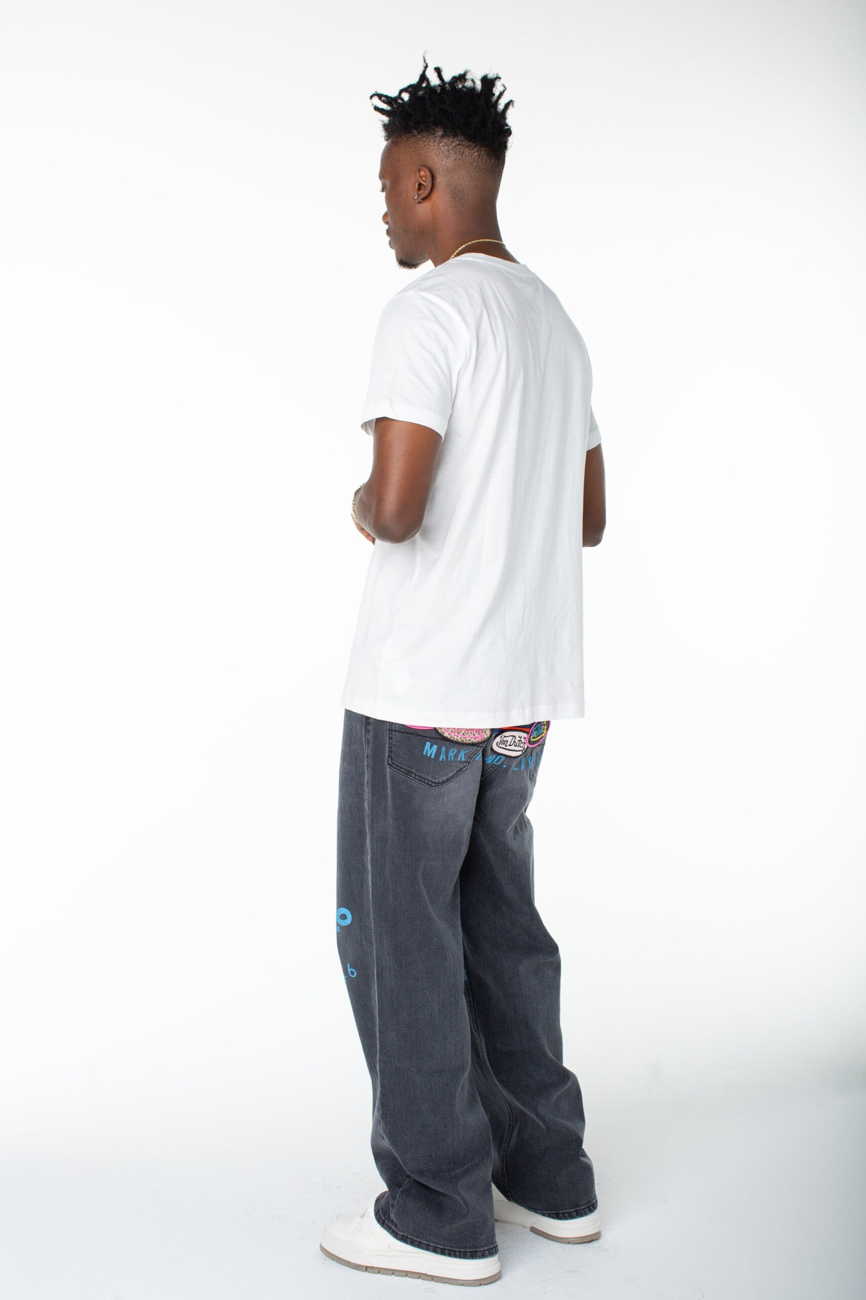 Von Dutch Men's Reaper Patch Front Logo Baggy Jean - Image 6